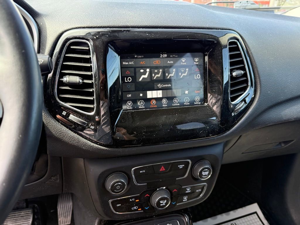 Used 2019 Jeep Compass Altitude image 19