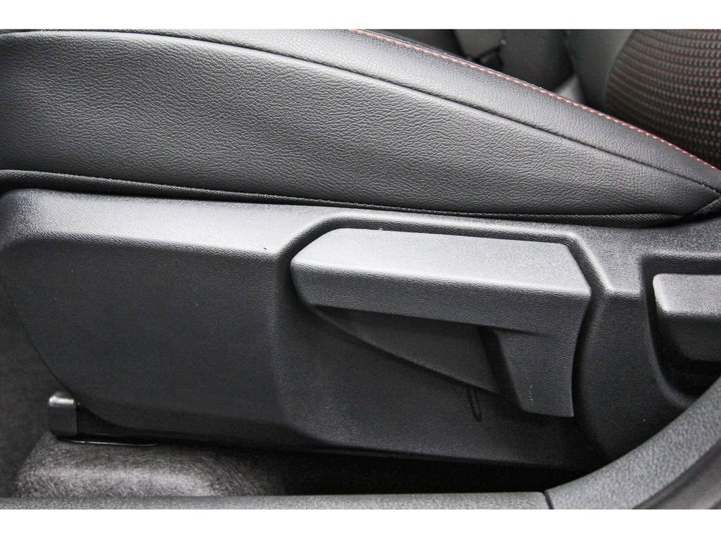 New 2026 Nissan Kicks SR FWD image 29