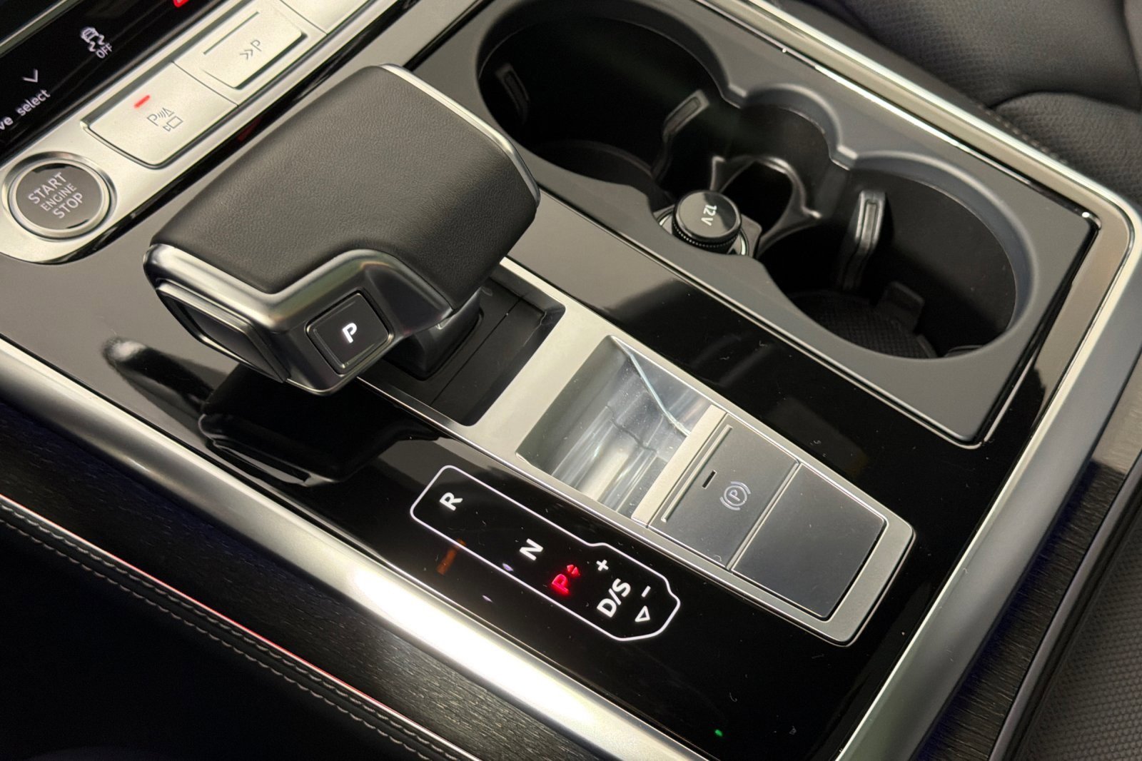 Used 2025 Audi Q7 3.0T Prestige w/ Prestige Package image 21