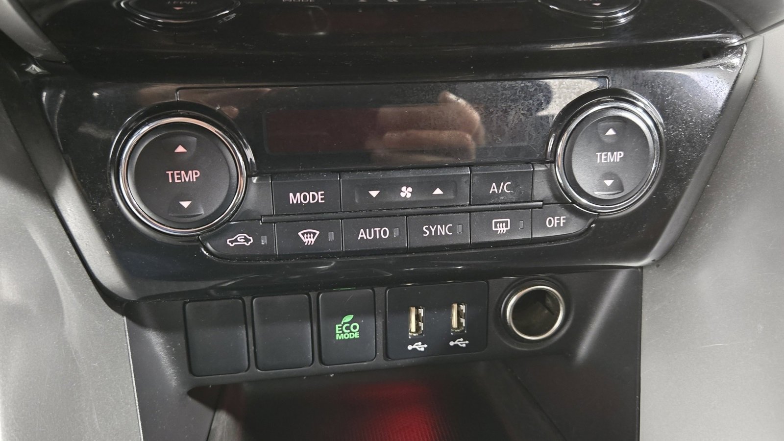 Used 2023 Mitsubishi Eclipse Cross SE image 15