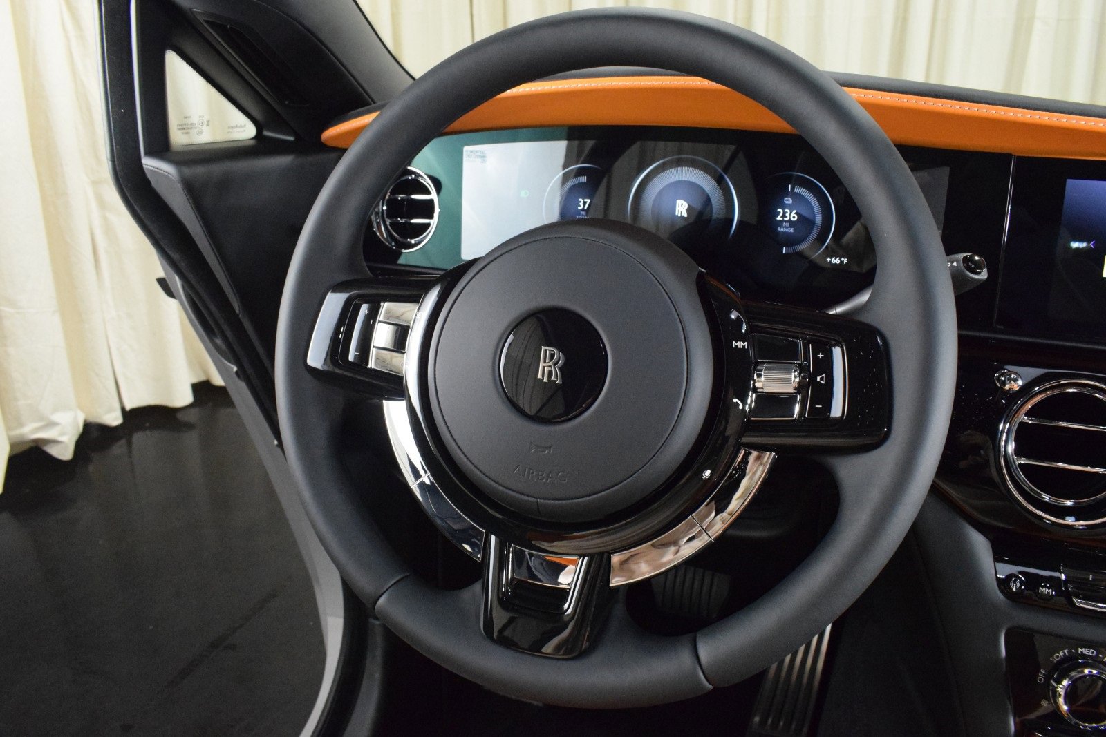 New 2024 Rolls-Royce Spectre w/ Spectre Launch Package image 24