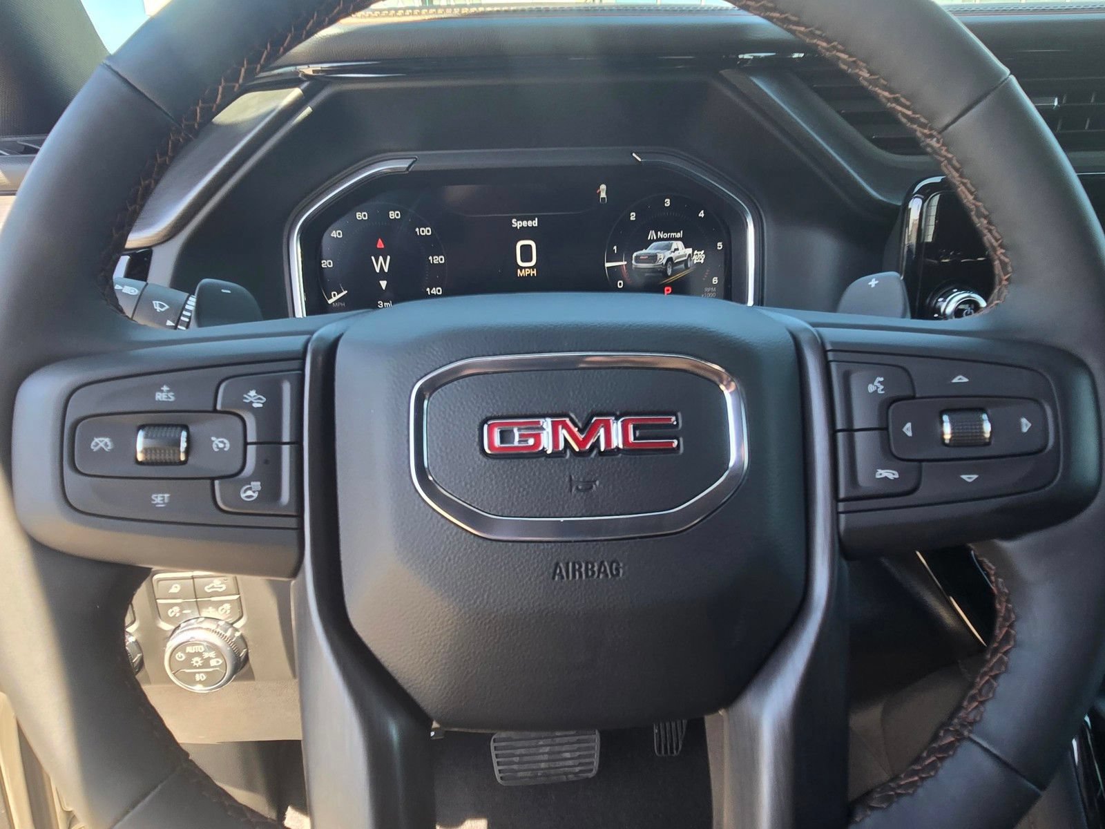 New 2026 GMC Sierra 1500 AT4 w/ Technology Package AWD/4WD image 25