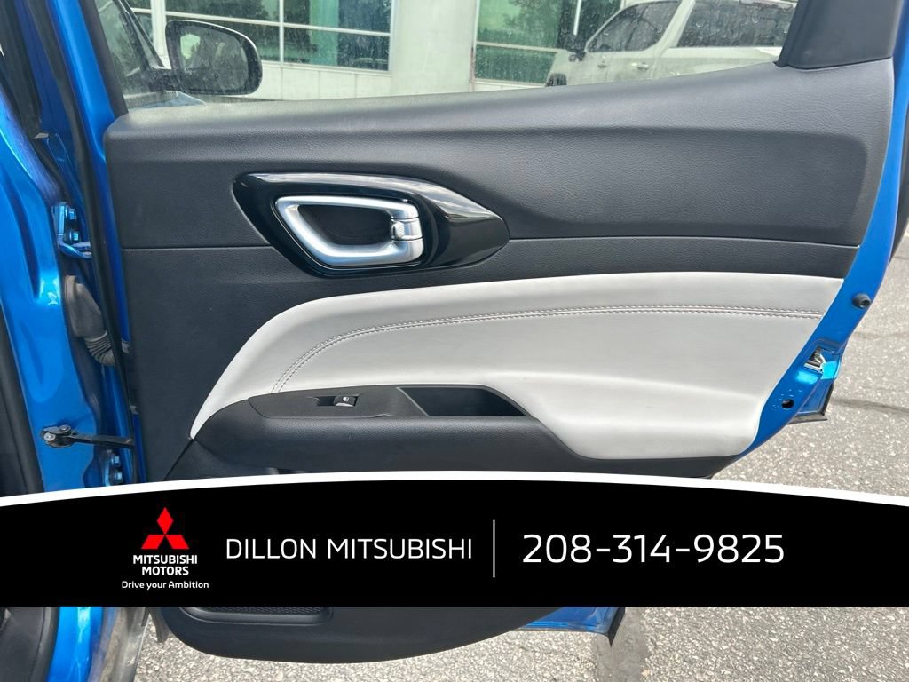 Used 2025 Jeep Compass Limited AWD/4WD image 12