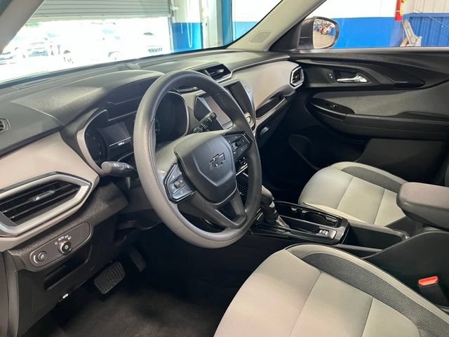 Used 2022 Chevrolet TrailBlazer LS FWD image 23