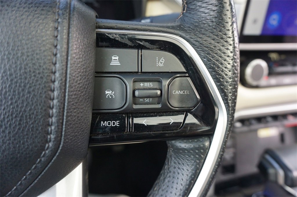 Used 2023 Toyota Tundra 1794 Edition image 9