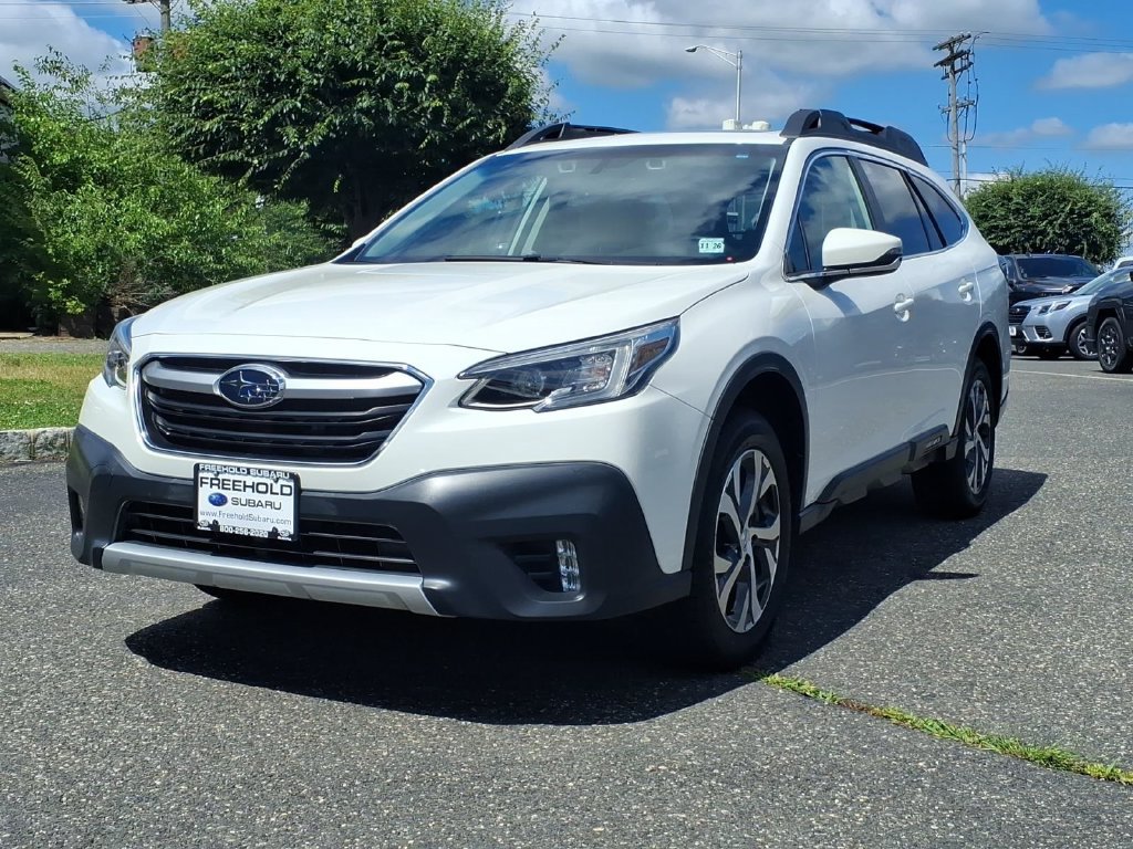 Used 2022 Subaru Outback Limited AWD/4WD image 3