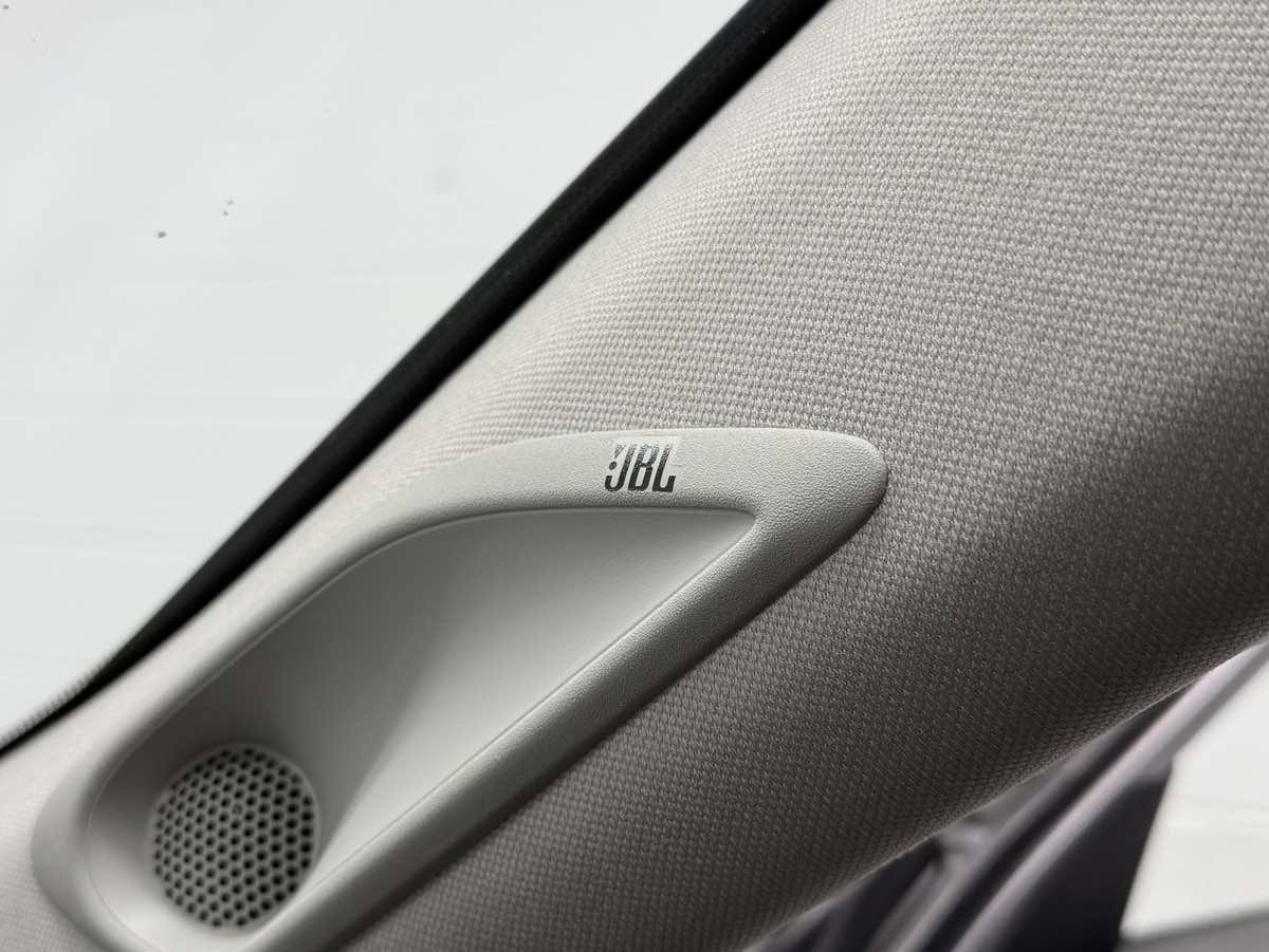 Used 2024 Toyota Grand Highlander Limited image 29