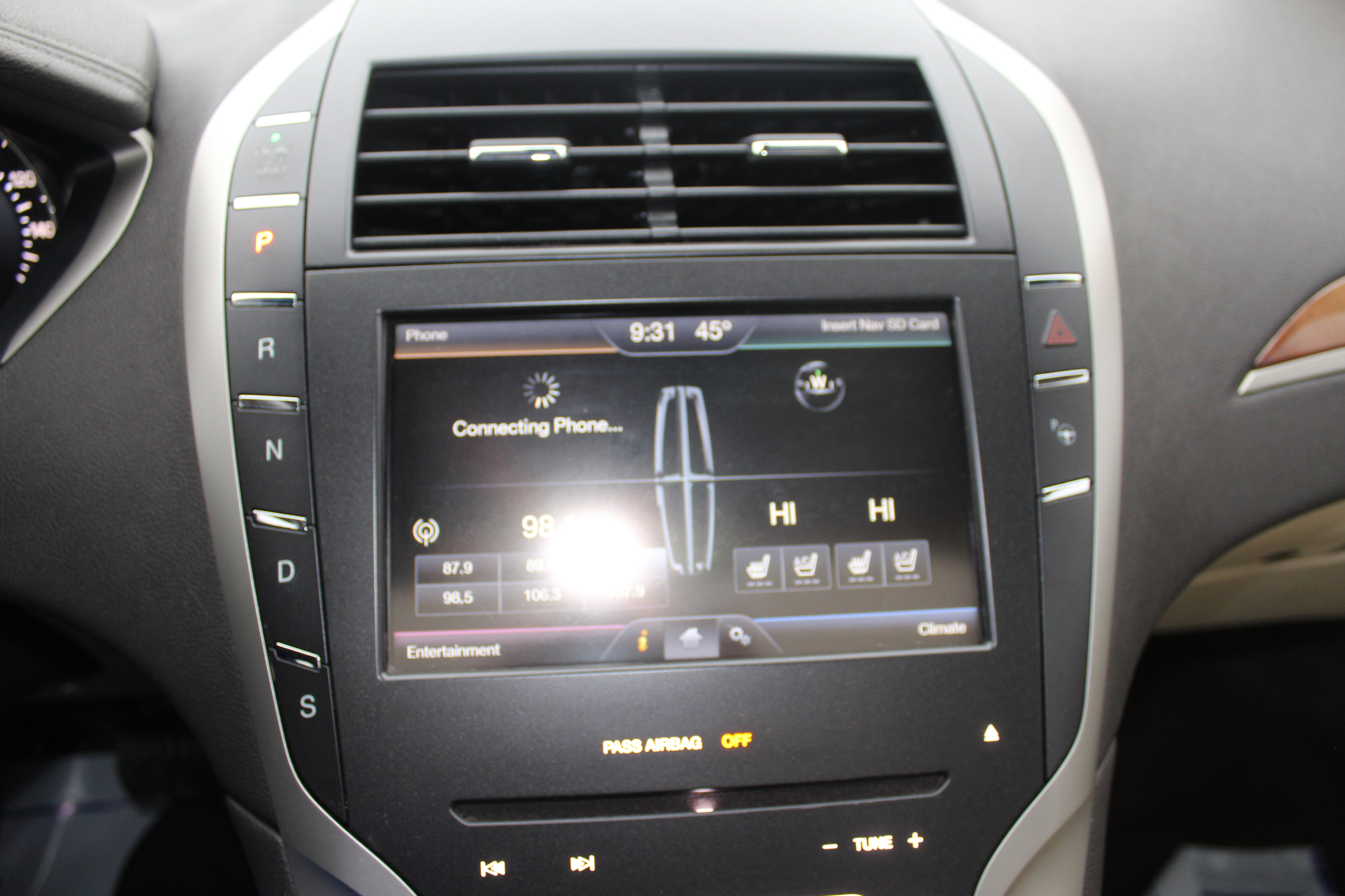 Used 2013 Lincoln MKZ Base image 32
