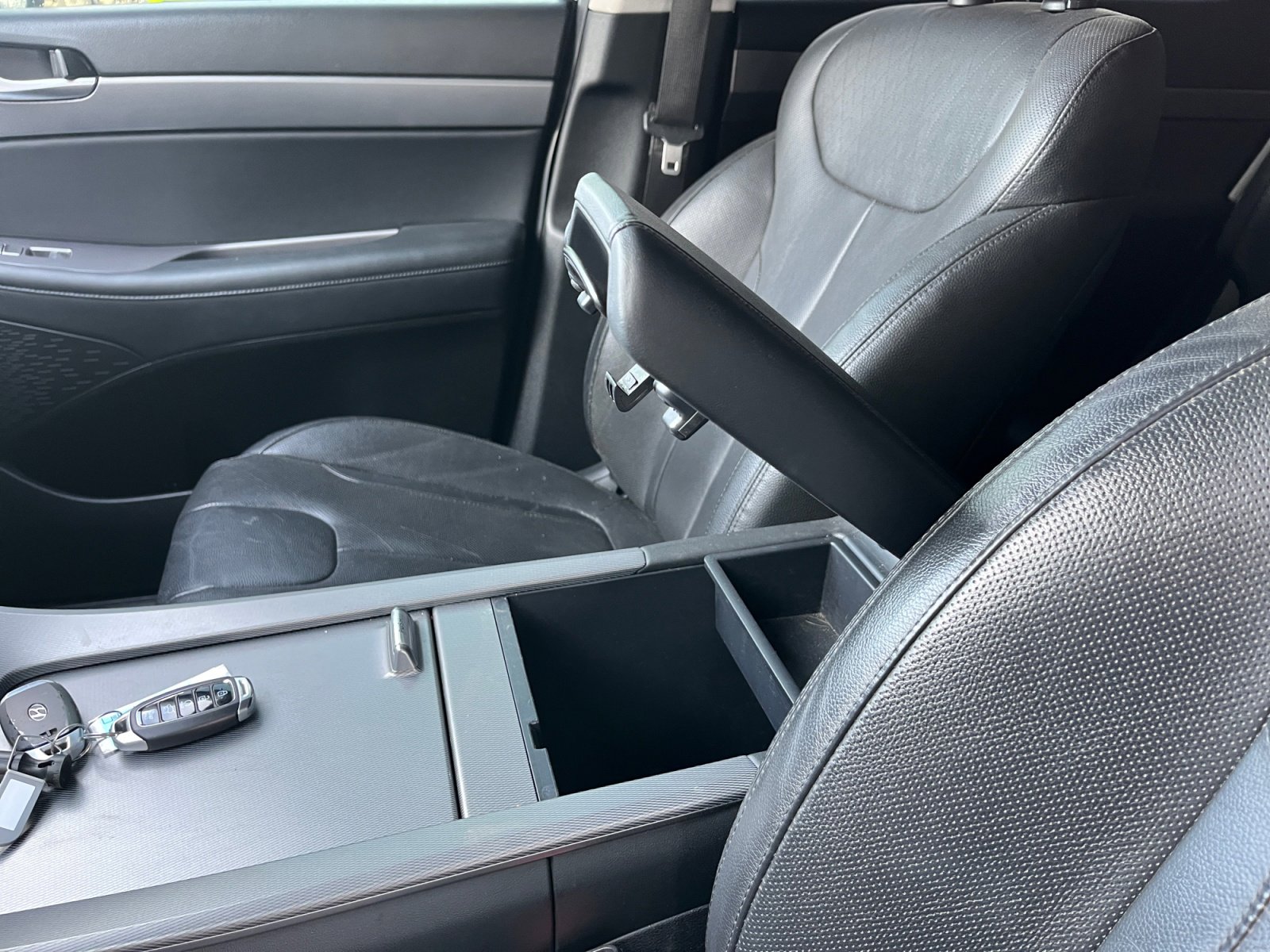 Used 2021 Hyundai Palisade SEL w/ Premium Package image 15