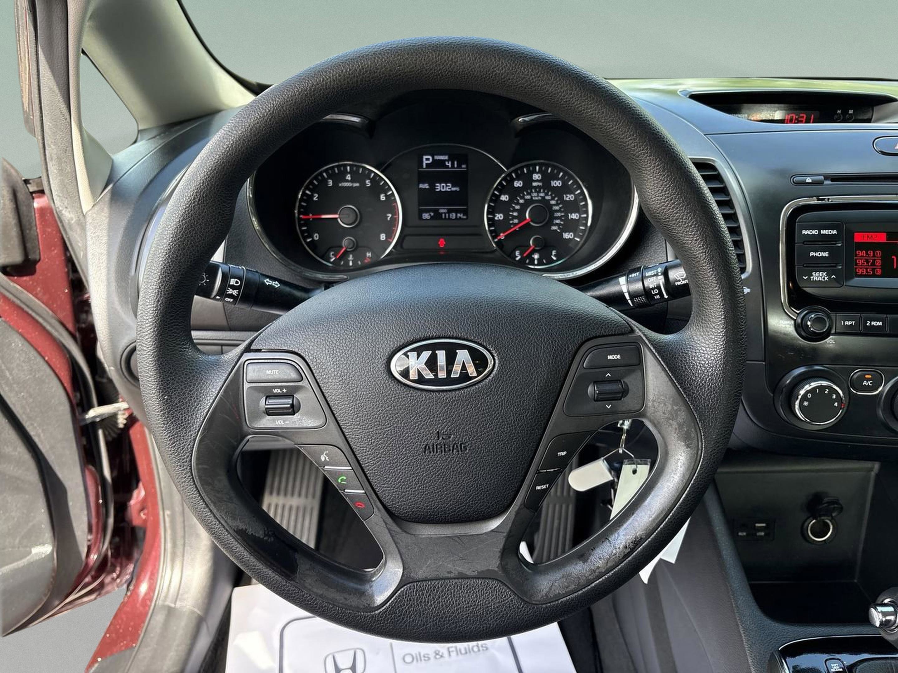 Used 2017 Kia Forte LX FWD image 11