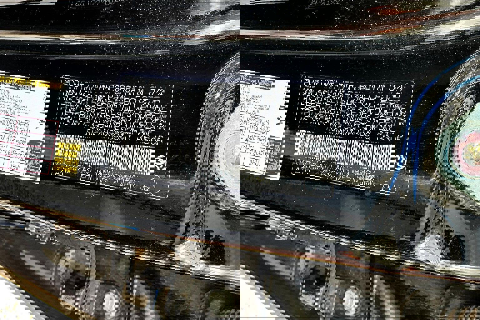 Used 2024 Toyota Prius XLE image 19