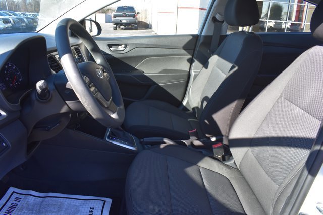 Used 2022 Hyundai Accent SE image 13
