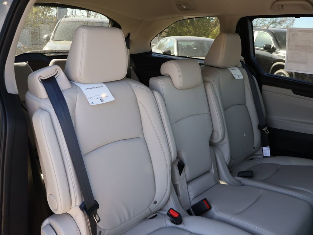 New 2026 Honda Odyssey EX-L image 9
