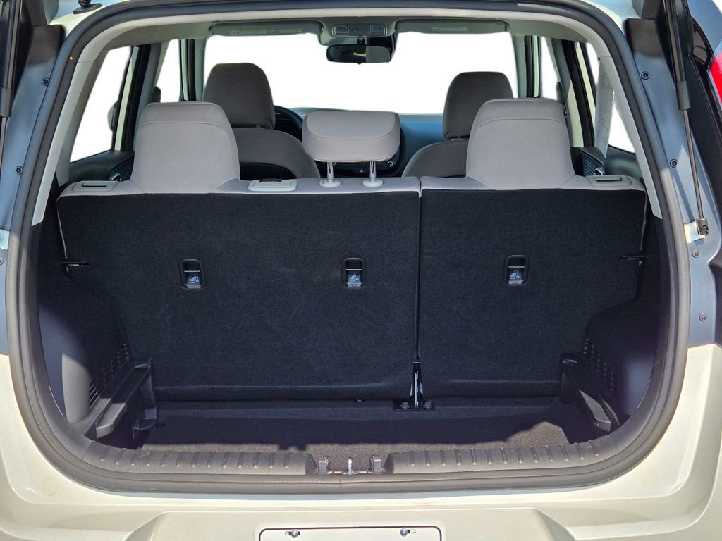 Used 2025 Kia Soul LX FWD image 11