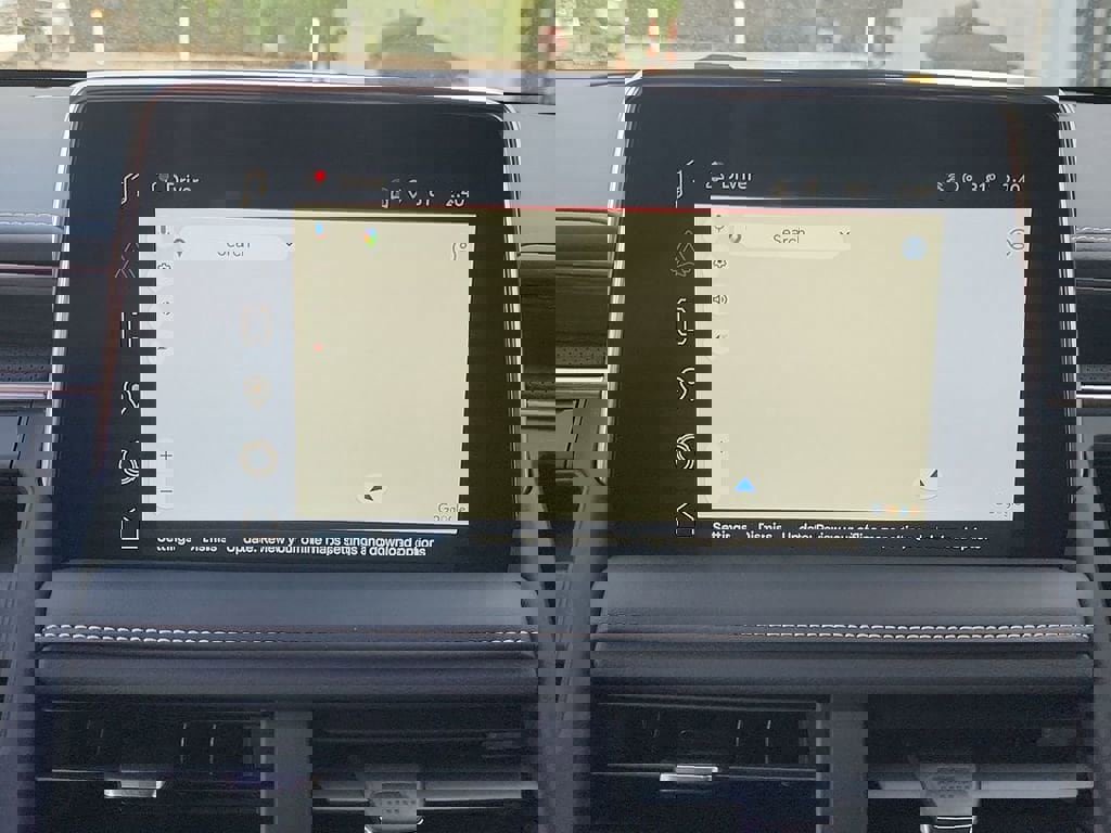 Used 2024 GMC Yukon SLT w/ SLT Premium Package image 14