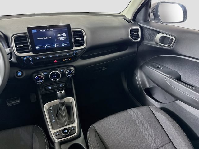 New 2026 Hyundai Venue SEL FWD image 25