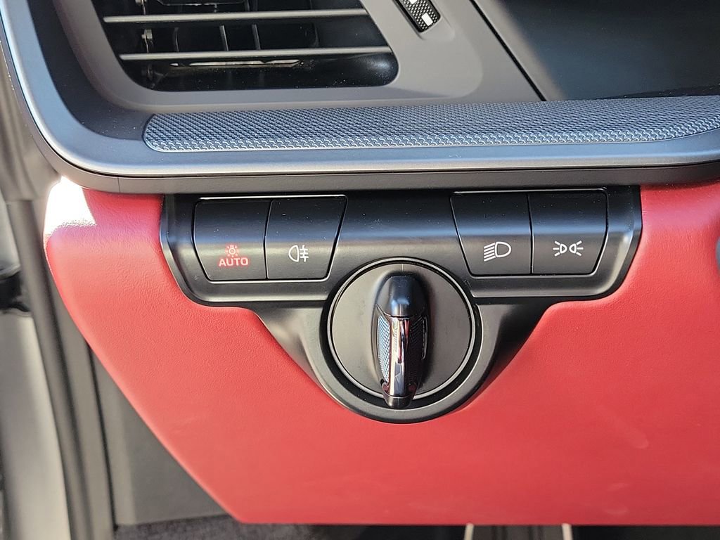 Certified 2022 Porsche 911 Carrera 4 image 39