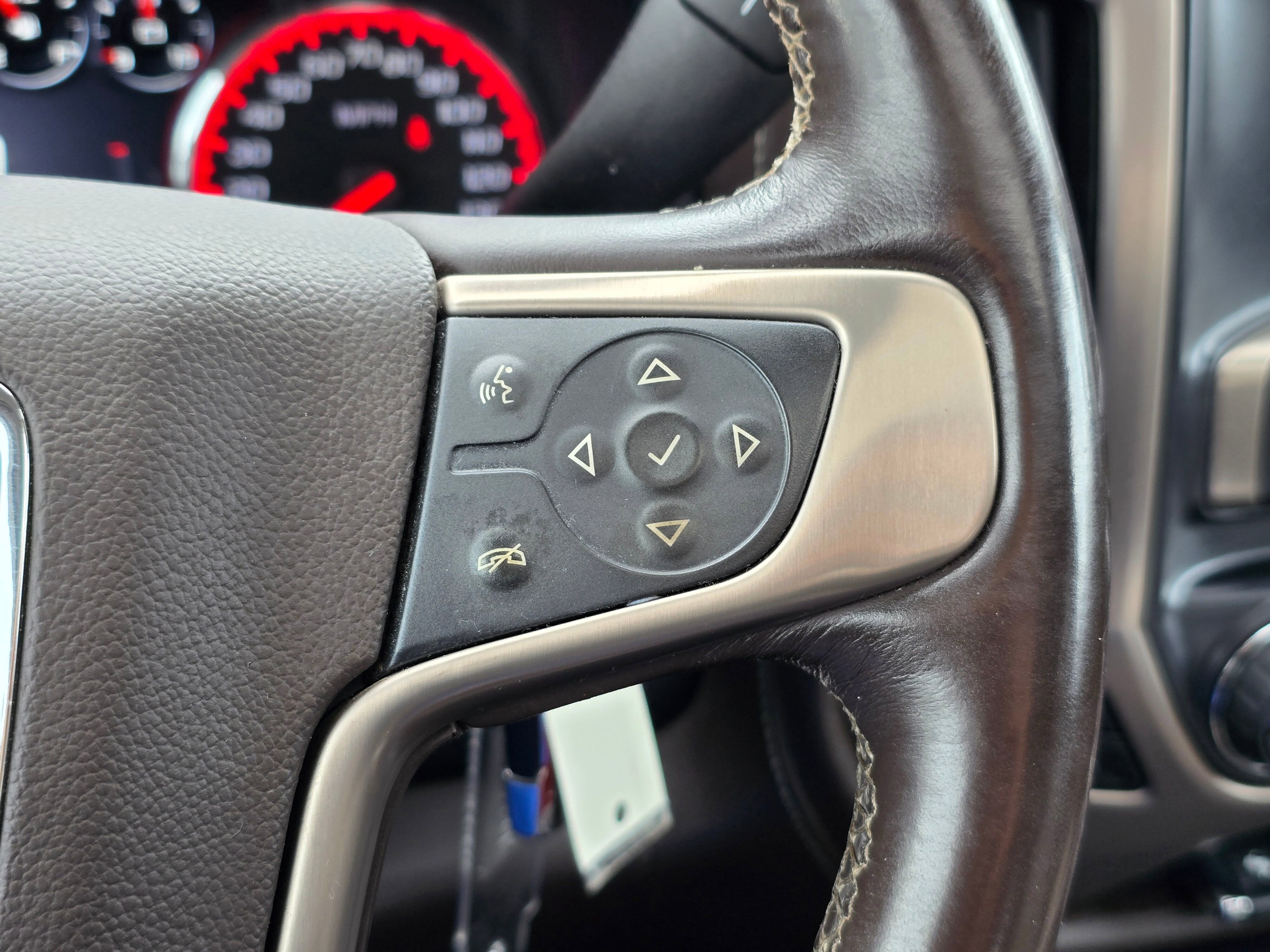 Used 2015 GMC Sierra 3500 Denali w/ Duramax Plus Package image 27