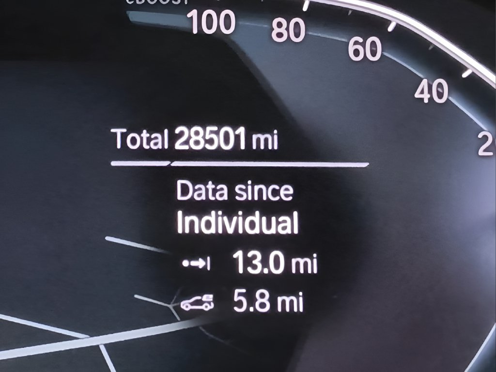 Used 2021 BMW 330e xDrive w/ Premium Package AWD/4WD image 18