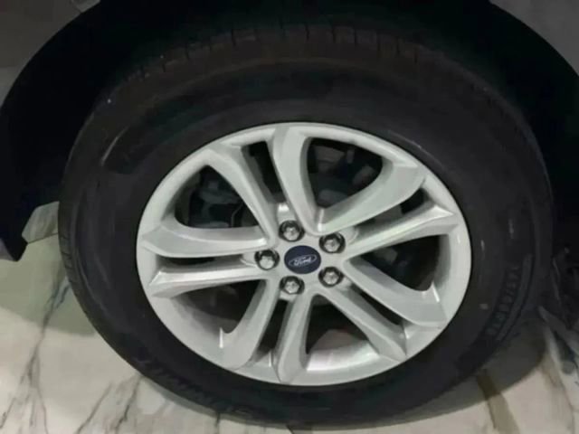 Used 2019 Ford Edge SEL FWD image 21