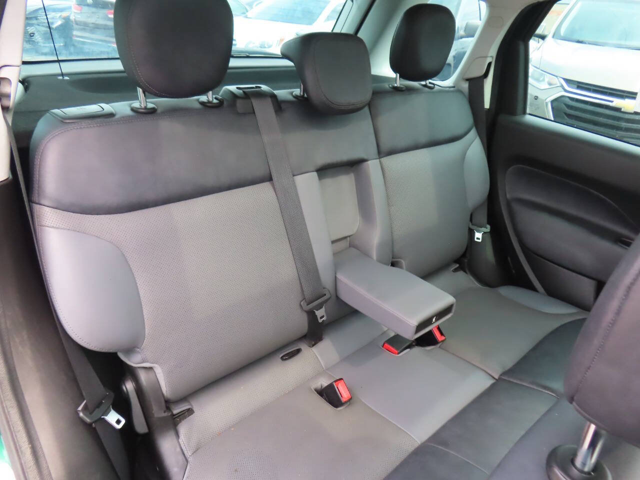 Used 2015 FIAT 500L Trekking FWD image 35