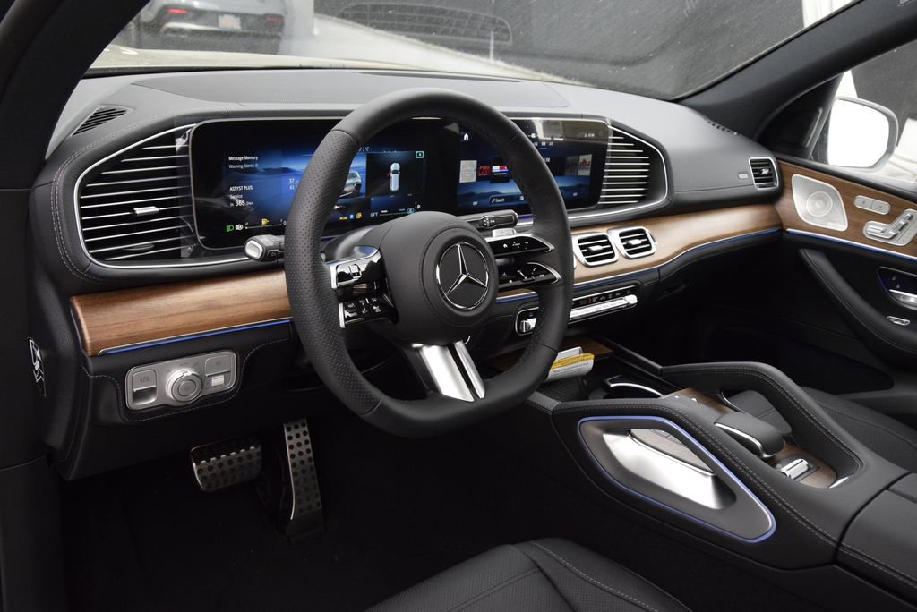 New 2025 Mercedes-Benz GLS 580 4MATIC image 22
