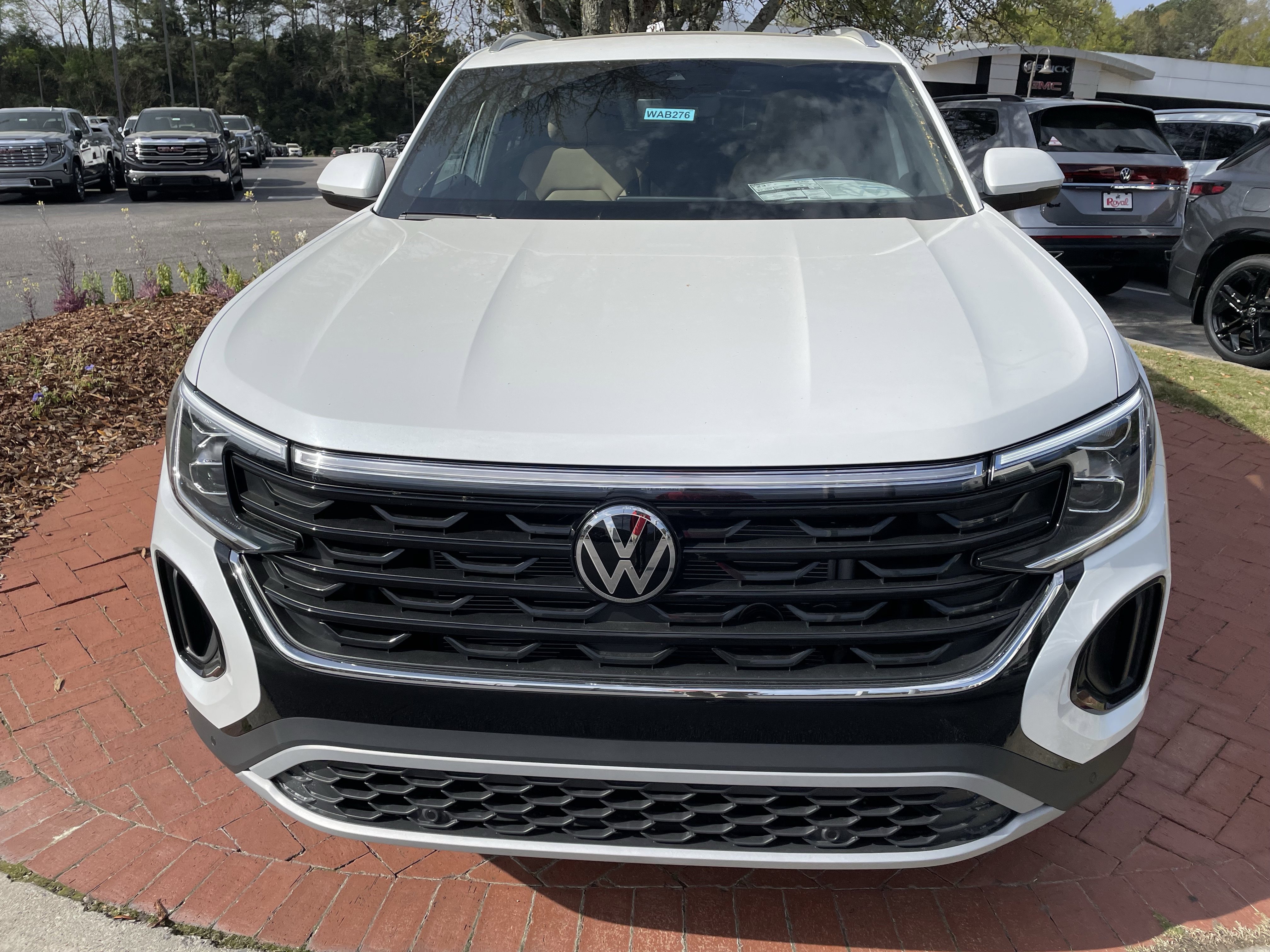 New 2026 Volkswagen Atlas Cross Sport SE image 2