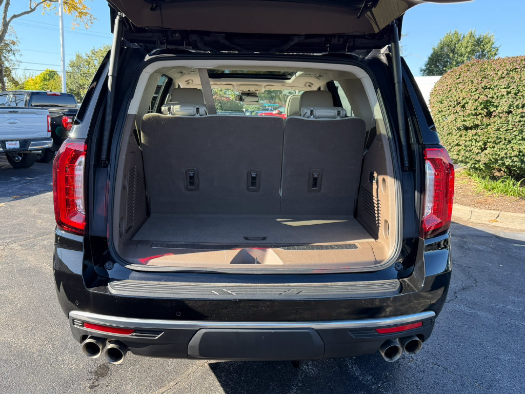 Certified 2023 GMC Yukon Denali AWD/4WD image 9