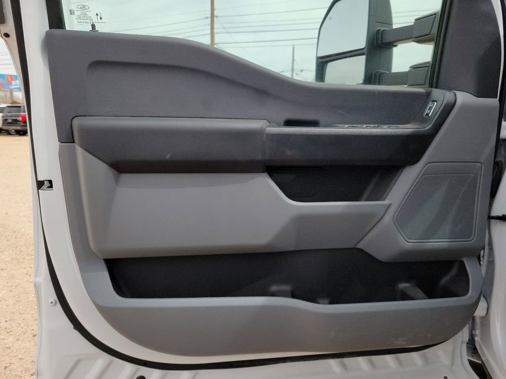 New 2024 Ford F550 4x4 Crew Cab Super Duty image 18
