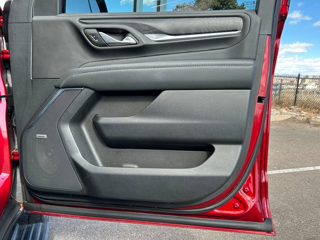 Used 2022 GMC Yukon Denali image 37