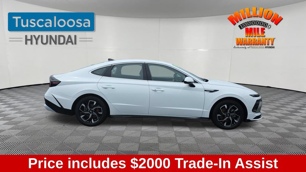 Used 2025 Hyundai Sonata SEL FWD image 9