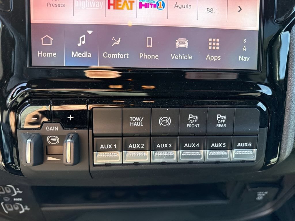 New 2026 RAM 2500 Tradesman AWD/4WD image 18