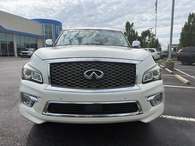Used 2015 INFINITI QX80 4WD w/ Deluxe Technology Package image 3