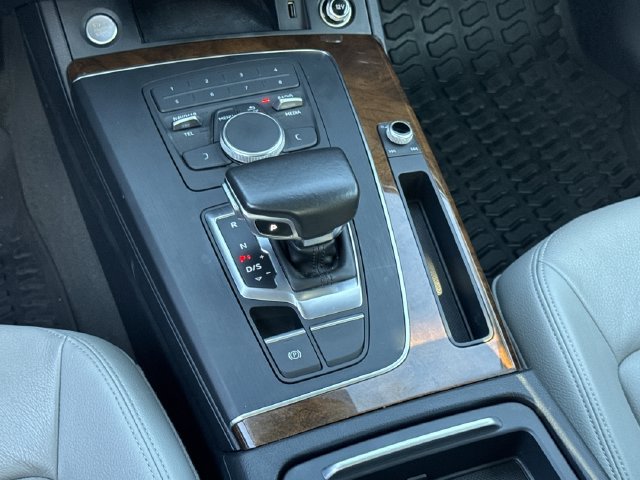 Used 2018 Audi Q5 2.0T Premium Plus AWD/4WD image 17