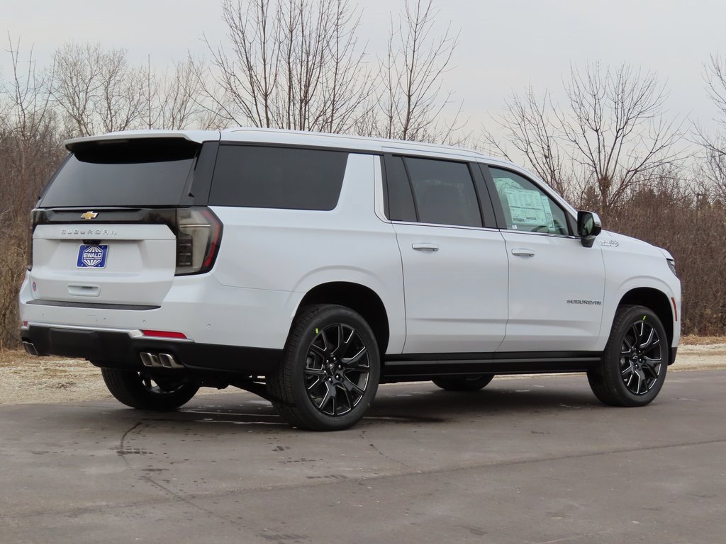 New 2026 Chevrolet Suburban High Country image 3