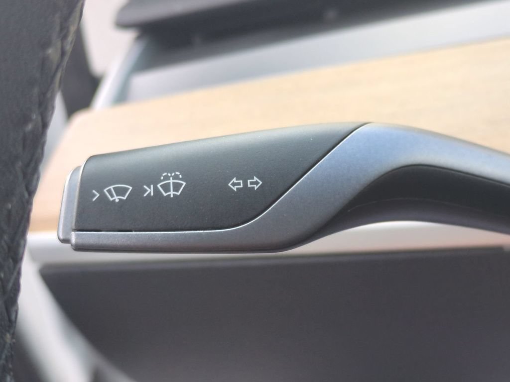 Used 2020 Tesla Model 3 Performance AWD/4WD image 27