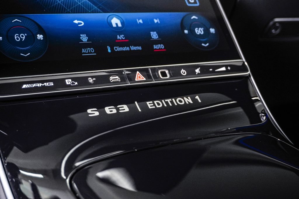 Used 2024 Mercedes-Benz S 63 AMG S image 39