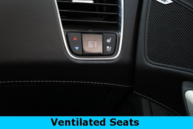 Used 2016 Chevrolet Corvette Z06 w/ 3LZ Preferred Equipment Group image 30