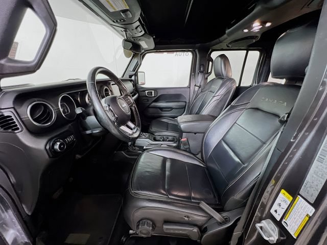Used 2019 Jeep Wrangler Unlimited Sahara w/ Dual Top Group AWD/4WD image 10