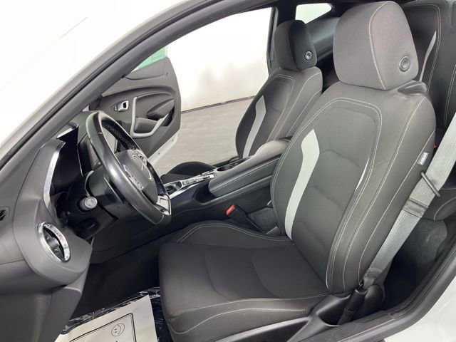 Used 2022 Chevrolet Camaro LT image 18