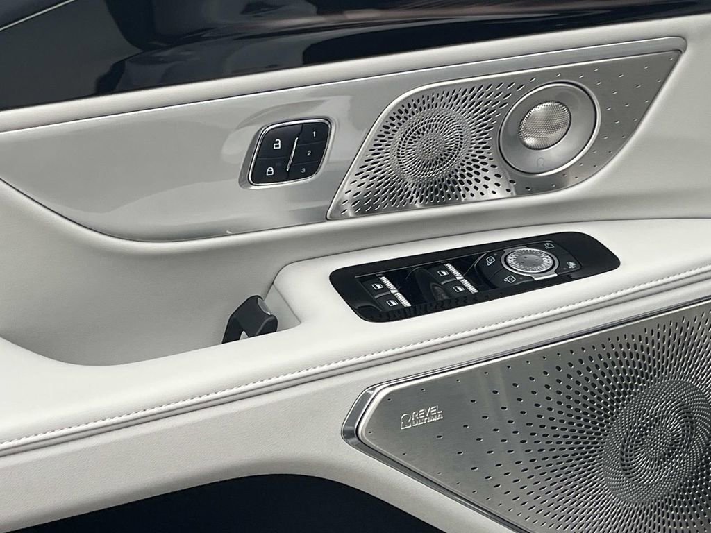 New 2026 Lincoln Nautilus Reserve AWD/4WD image 12