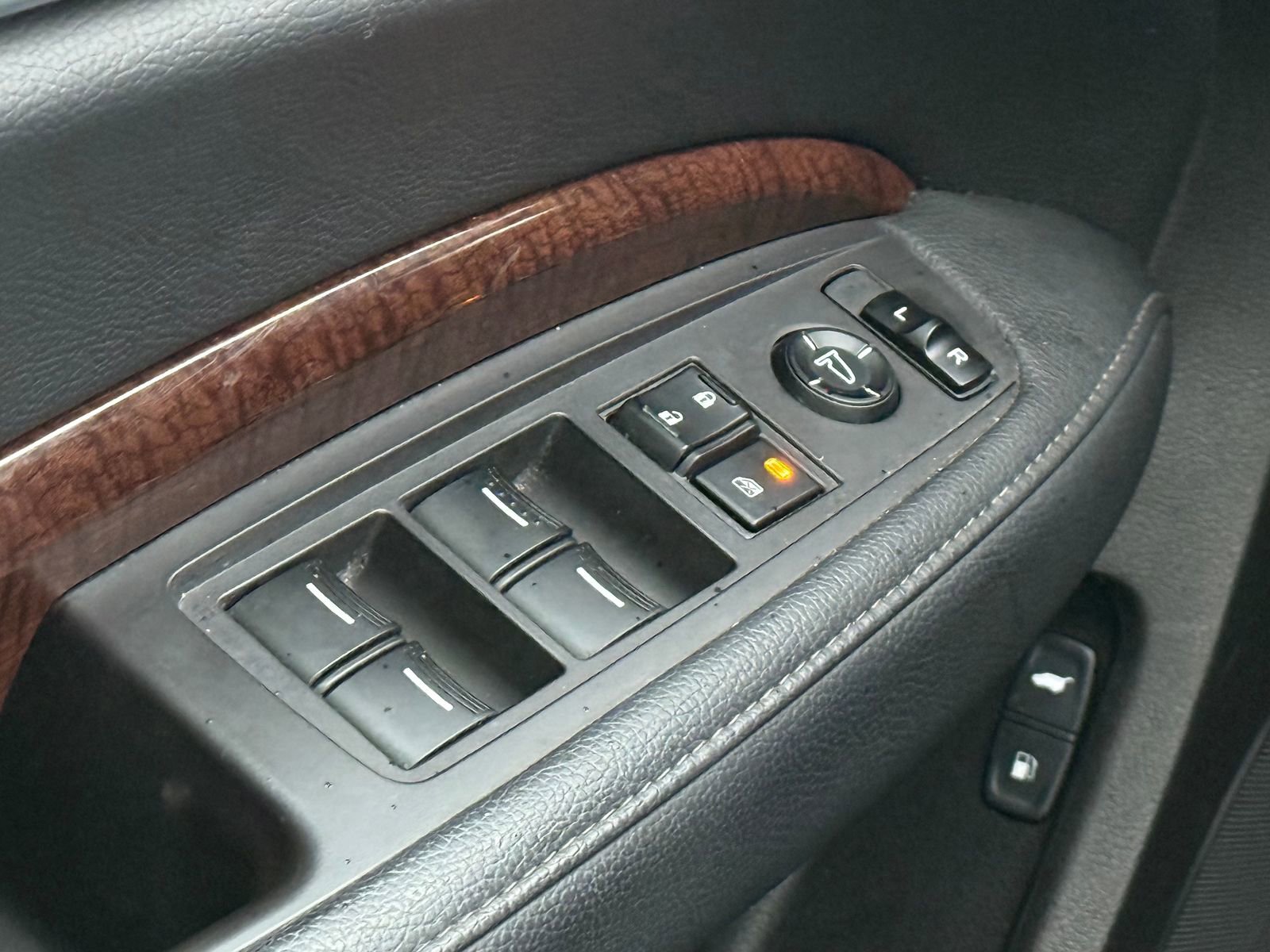 Used 2019 Acura MDX SH-AWD image 32