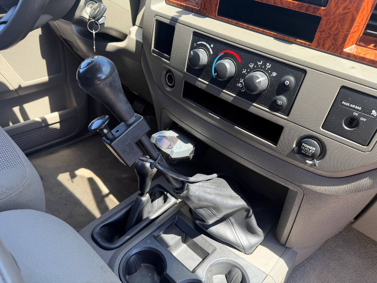 Used 2006 Dodge Ram 2500 Truck SLT w/ Trailer Tow Group AWD/4WD image 7