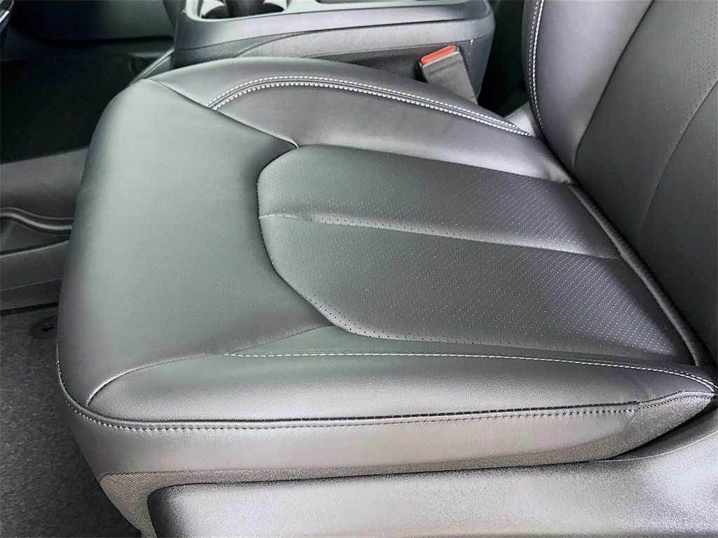New 2025 Chrysler Pacifica Select image 20