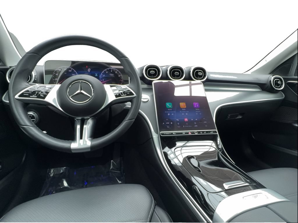 Used 2025 Mercedes-Benz C 300 4MATIC Sedan image 34