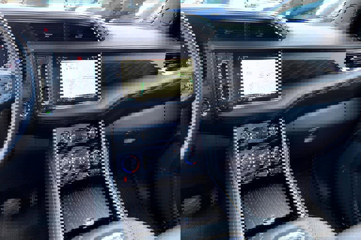 Certified 2023 GMC Yukon Denali image 6