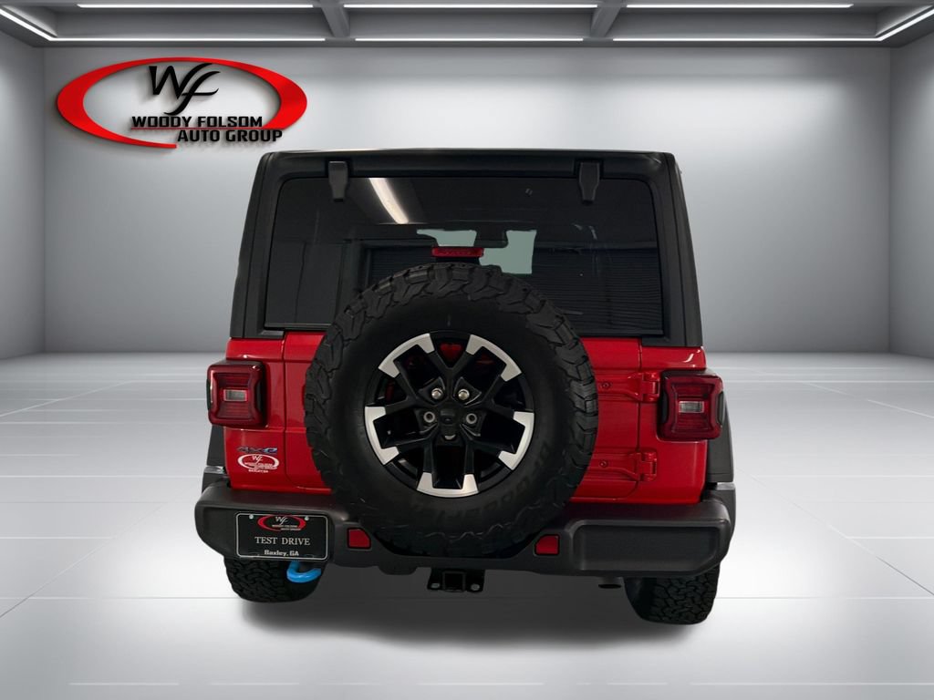 Used 2025 Jeep Wrangler Unlimited Rubicon 4xe w/ Convenience Group AWD/4WD image 7