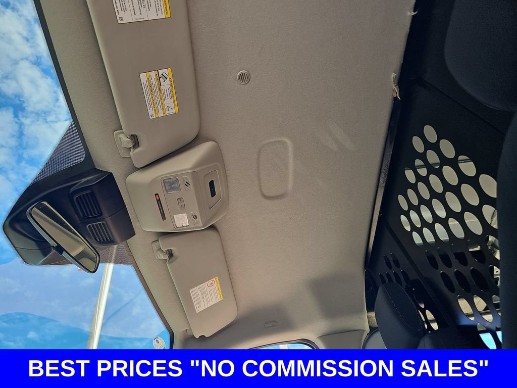 Used 2025 Ford Transit 250 Low Roof RWD image 28