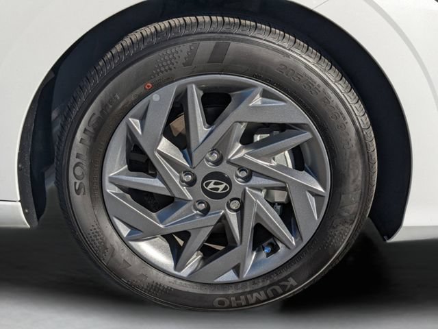 Certified 2025 Hyundai Elantra Sport w/ Cargo Package FWD image 13