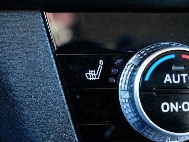 Used 2025 Mitsubishi Outlander SE image 24